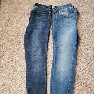 GAP premium skinny Jean's size 4/27